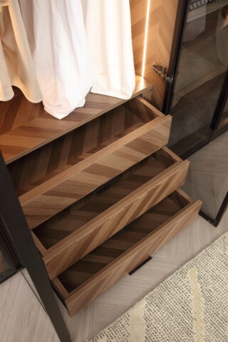 ארון דגם יהלום - 6 דלתות גוון שחור + תאורה