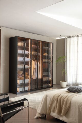 ארון דגם יהלום - 6 דלתות גוון שחור + תאורה