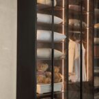 ארון דגם יהלום - 6 דלתות גוון שחור + תאורה