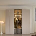 ארון דגם שירן - 6 דלתות סהרה גב בגוון עץ + תאורה