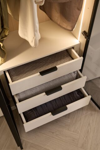 ארון דגם שירן - 6 דלתות סהרה גב בגוון עץ + תאורה