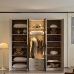 ארון דגם שירן - 6 דלתות סהרה גב בגוון עץ + תאורה