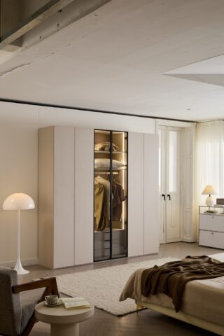 ארון דגם שירן - 6 דלתות סהרה גב בגוון עץ + תאורה