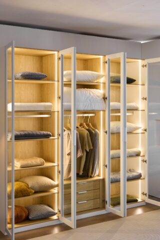 ארון דגם גלעד - 6 דלתות גוון שמנת + תאורה