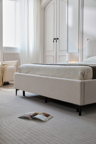 מיטה דגם מדריד – שמנת + ארגז מצעים ומזרן מתנה