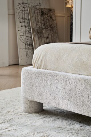 מיטה דגם רוני - שמנת בוקלה + מזרן במתנה