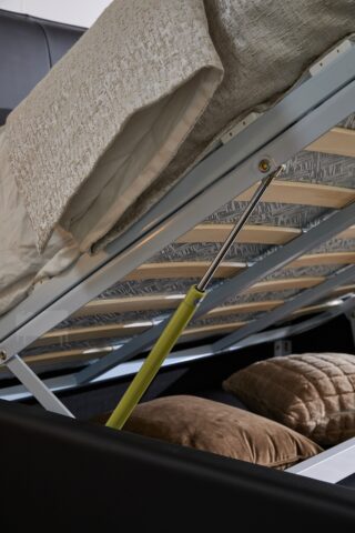 מיטה דגם מדריד – שחור + ארגז מצעים ומזרן מתנה