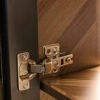 ארון דגם גלעד - 6 דלתות גוון שחור + תאורה