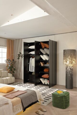 ארון דגם רן - 4 דלתות גוון שחור