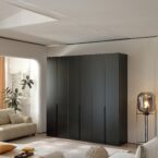 ארון דגם רן - 6 דלתות גוון שחור