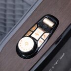 כורסת עיסוי M4