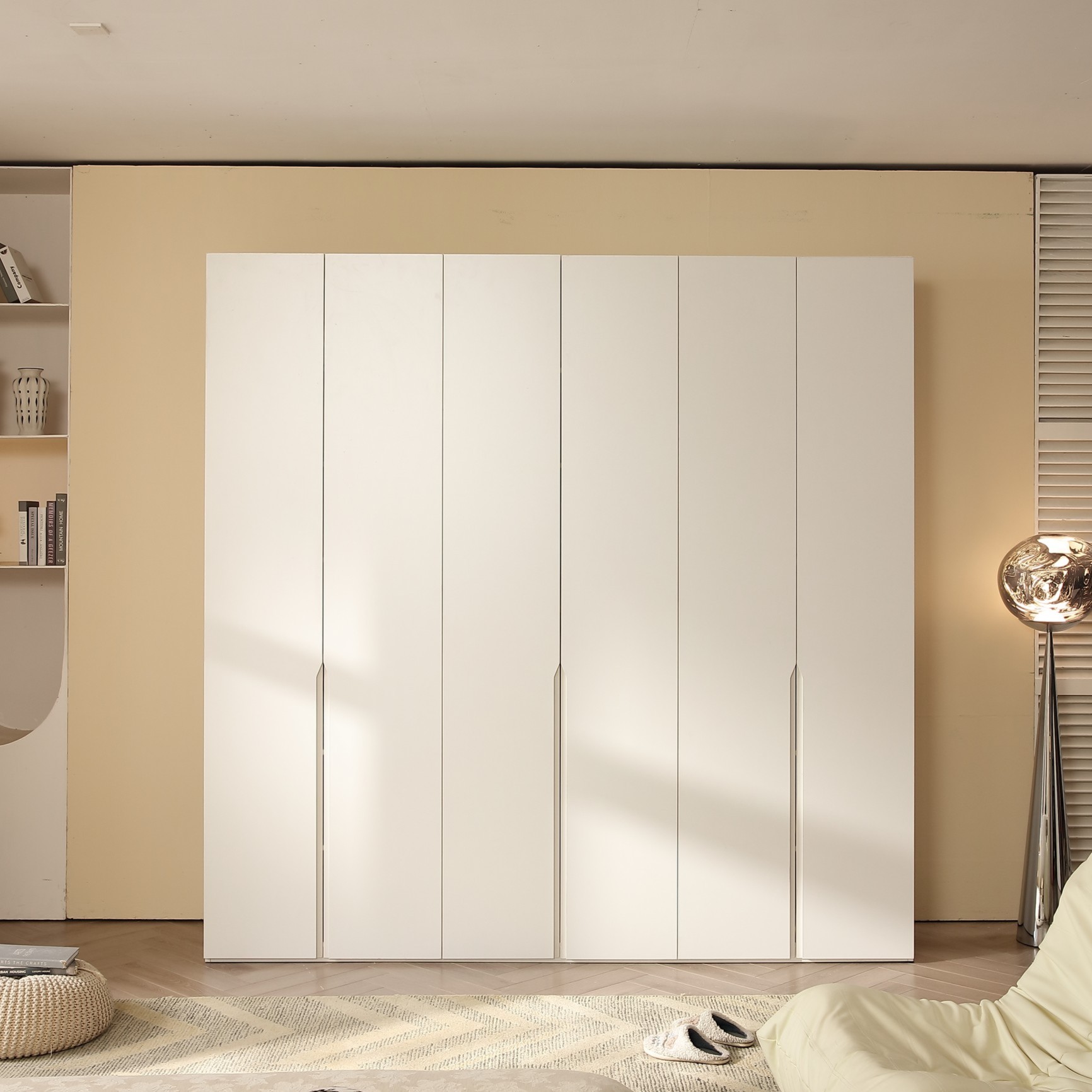 ארון דגם רן - 6 דלתות גוון לבן