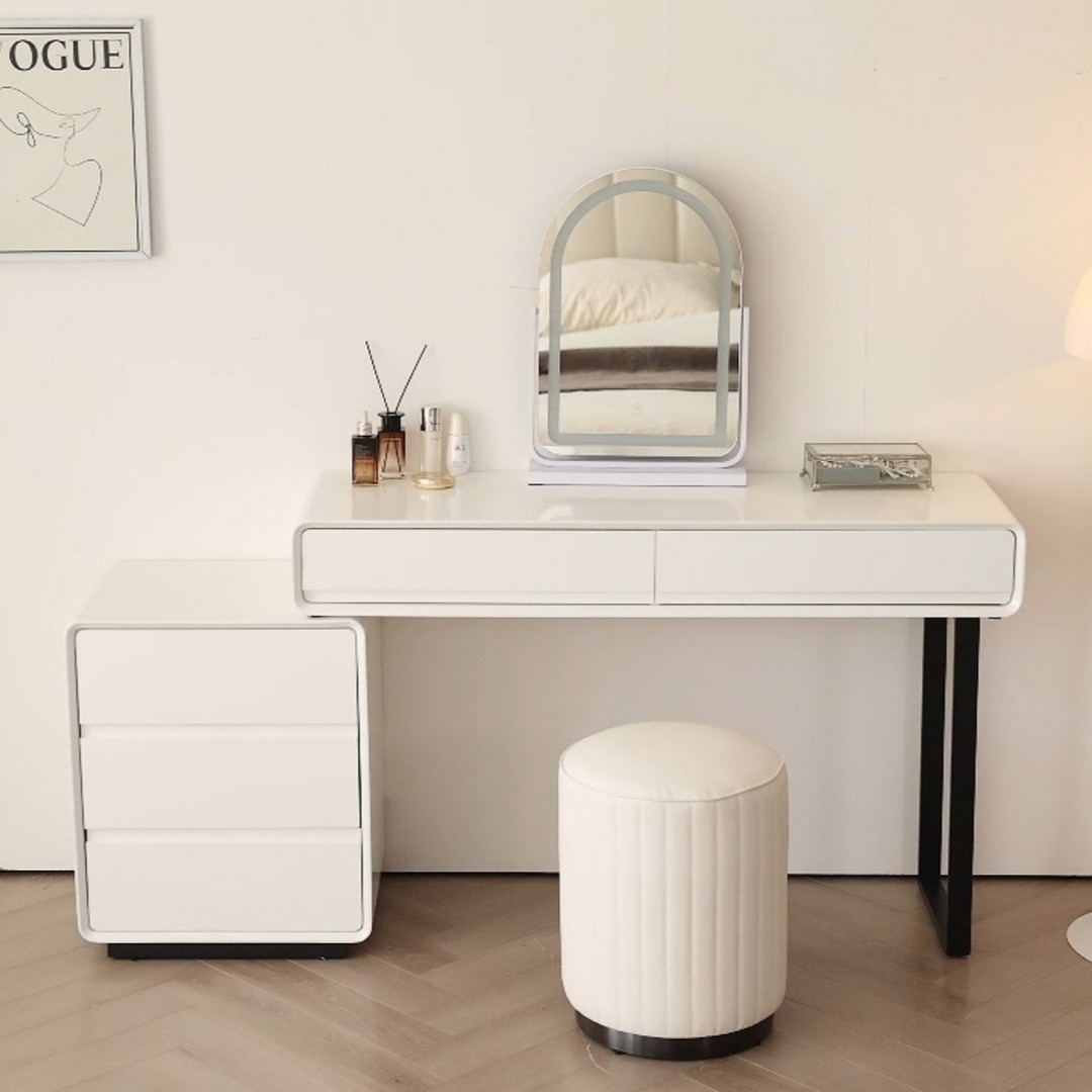 קומודה ומראה דגם סתיו