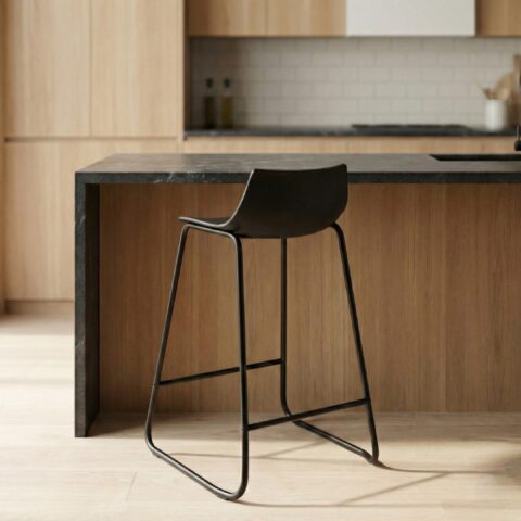 כיסא בר דגם עדי שחור