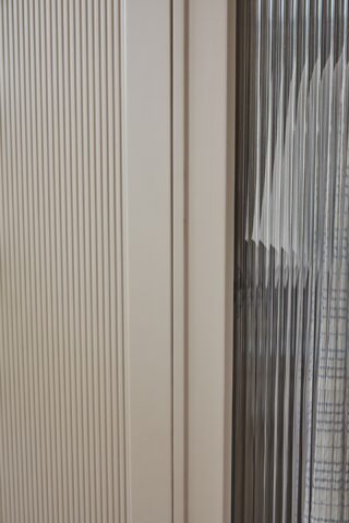 ארון דגם דניאל - 6 דלתות גוון סהרה + תאורה