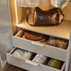 ארון דגם דניאל - 6 דלתות גוון סהרה + תאורה