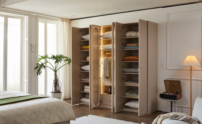 ארון דגם דניאל - 6 דלתות גוון סהרה + תאורה