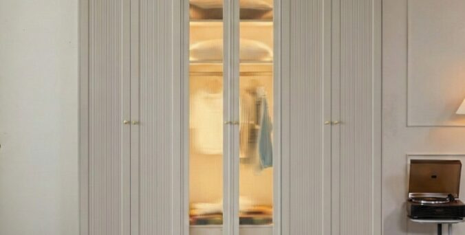 ארון דגם דניאל - 6 דלתות גוון סהרה + תאורה