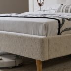 מיטה דגם בייסיק - שמנת בד טדי + מזרן מתנה