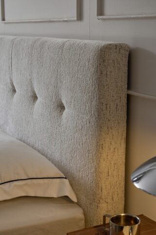 מיטה דגם בייסיק - שמנת בד טדי + מזרן מתנה