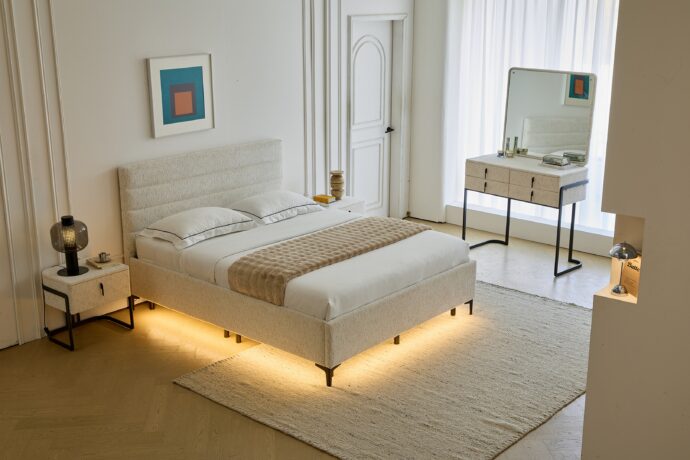 מיטה דגם הילה - שמנת בד טדי + ארגז מצעים ומזרן מתנה