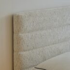 מיטה דגם הילה - שמנת בד טדי + ארגז מצעים ומזרן מתנה