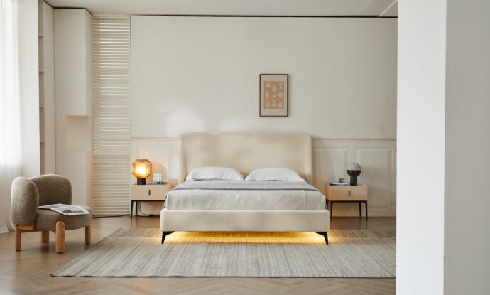 מיטה דגם מרסיי - שמנת + מזרן מתנה