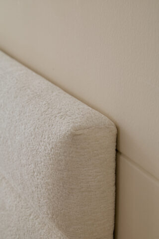 מיטה דגם עדן - שמנת בד טדי + ארגז מצעים ומזרן מתנה