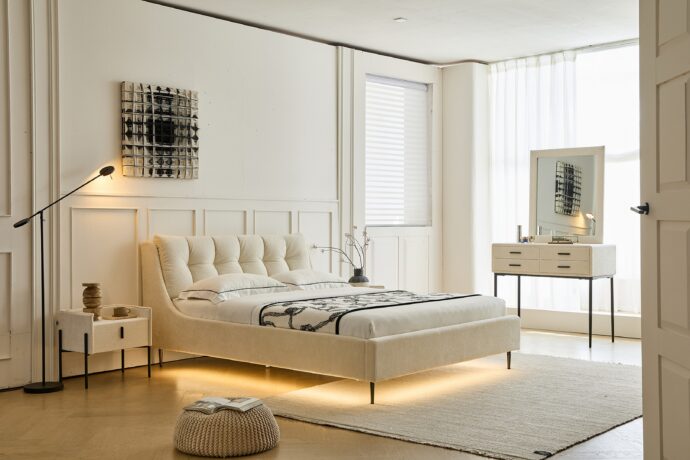 מיטה דגם רויאל - שמנת בד טדי + מזרן במתנה