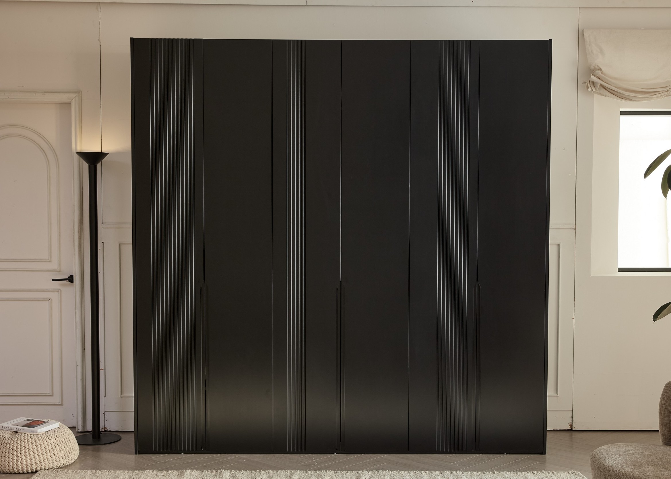 ארון דגם טופז - 6 דלתות גוון שחור