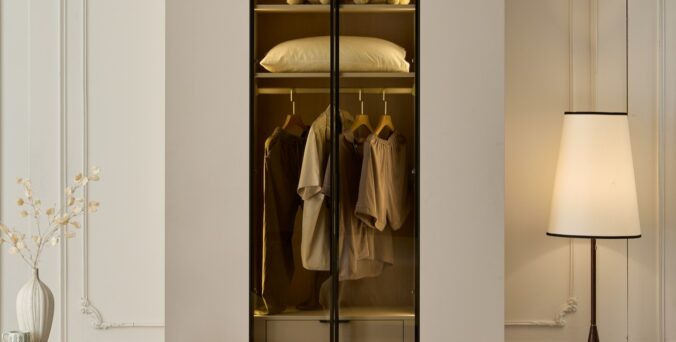 ארון דגם שירן - 4 דלתות סהרה גב בגוון עץ + תאורה