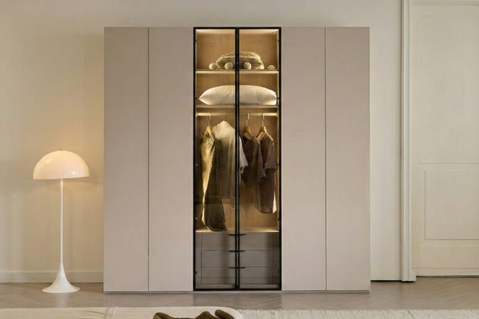 ארון דגם שירן - 6 דלתות סהרה גב בגוון עץ + תאורה