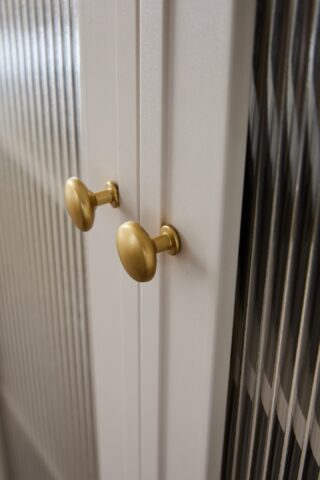 ארון דגם אגם 6 דלתות בגוון סהרה + תאורה