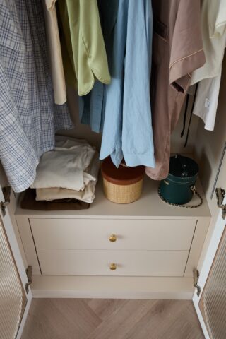 ארון דגם אגם 6 דלתות בגוון סהרה + תאורה