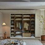 ארון הזזה דגם לין 2 דלתות בגוון שמנת 240/240