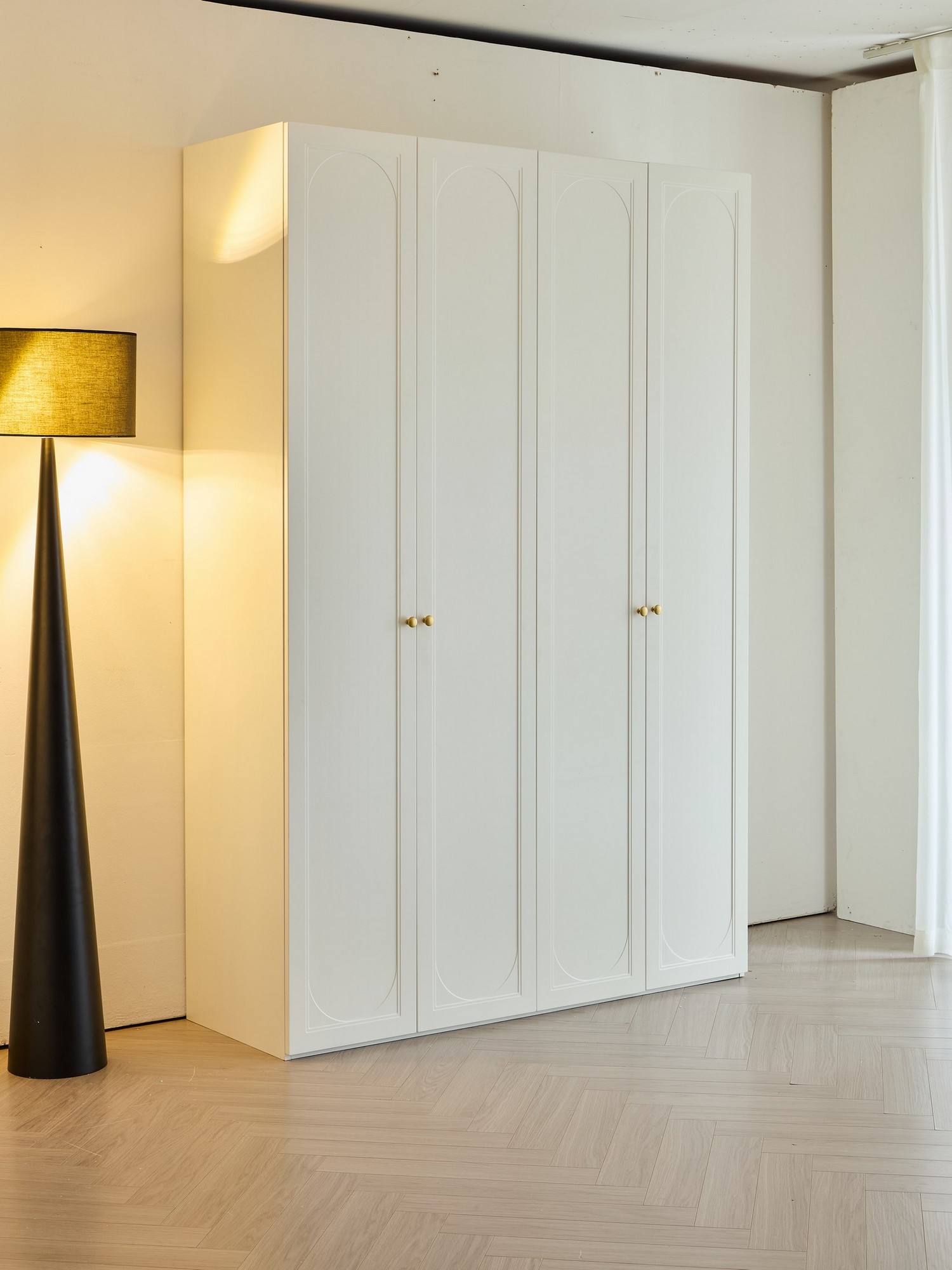 ארון דגם קאי 4 דלתות בגוון שמנת