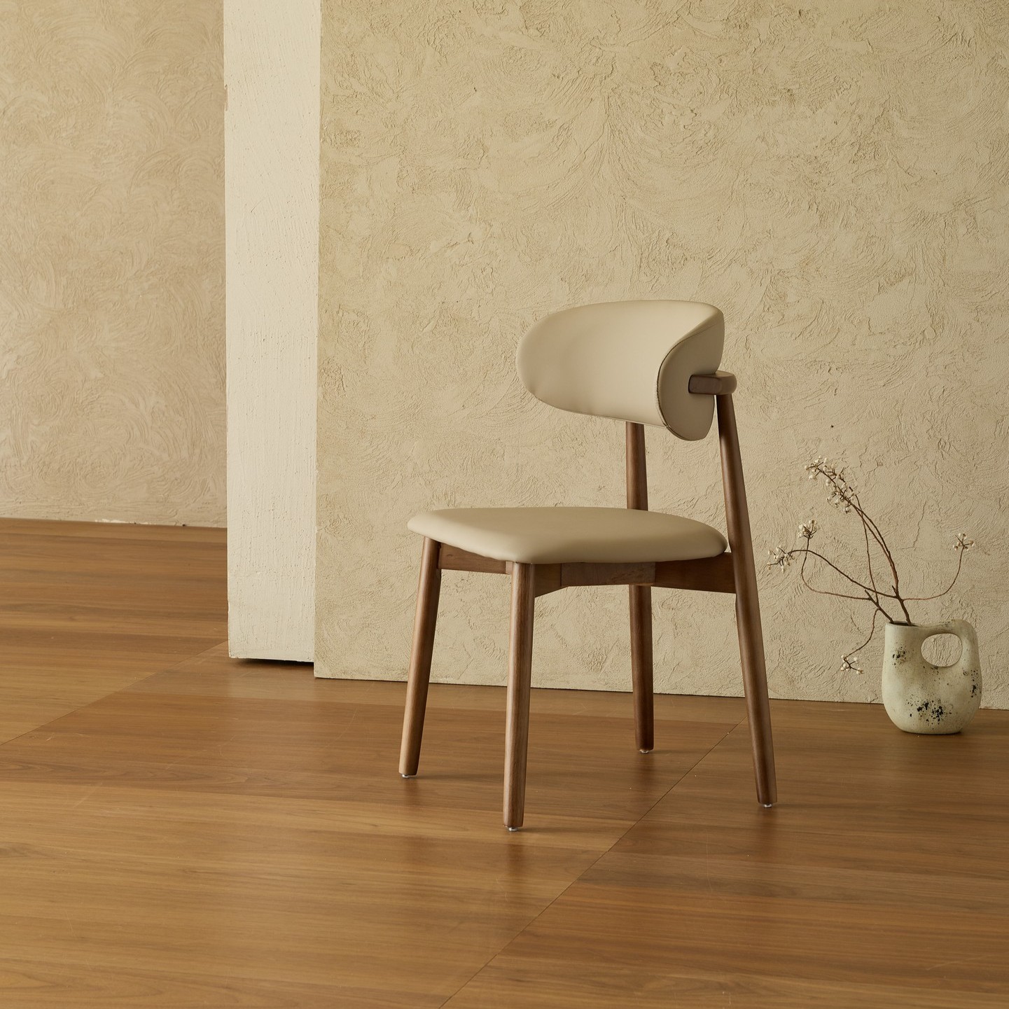 כיסא דגם מולה סהרה