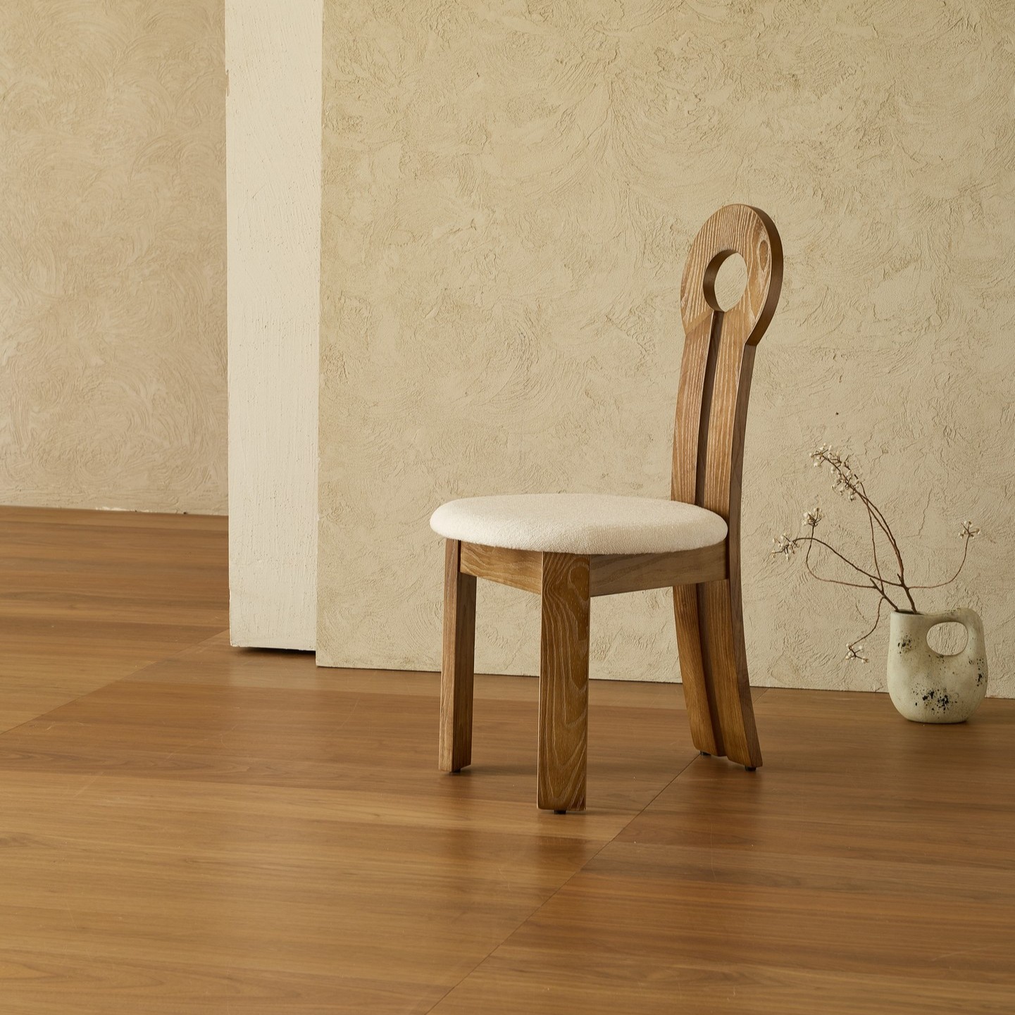 כיסא דגם נאפולי אגוז