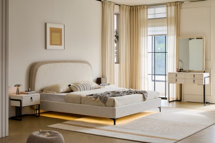 מיטה דגם ונציה - שמנת FABRIC + מזרן מתנה