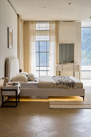 מיטה דגם ונציה - שמנת FABRIC + מזרן מתנה