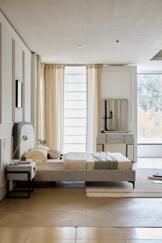 מיטה דגם ונציה - אפור FABRIC + מזרן מתנה