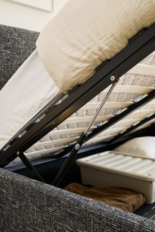 מיטה דגם סימפל - שחור + ארגז מצעים ומזרן מתנה