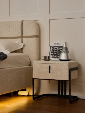 מיטה דגם פראג - שמנת FABRIC + ארגז מצעים ומזרן מתנה