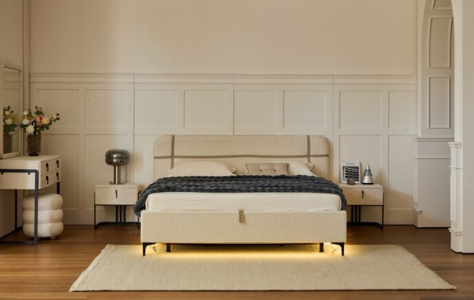 מיטה דגם פראג - שמנת FABRIC + ארגז מצעים ומזרן מתנה