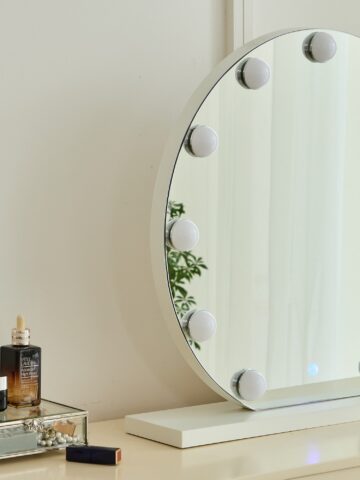 מראת קיר דגם אור