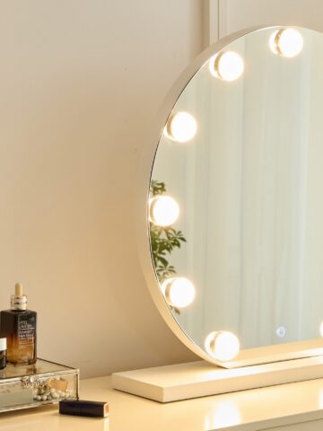 מראת קיר דגם אור