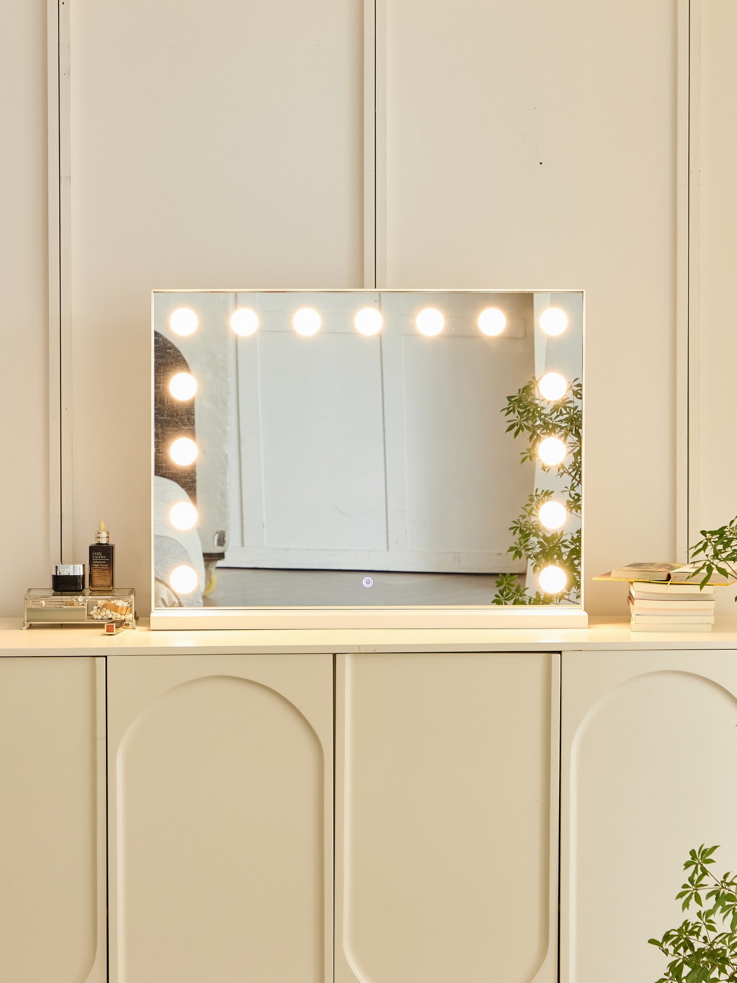 מראת קיר דגם שיר