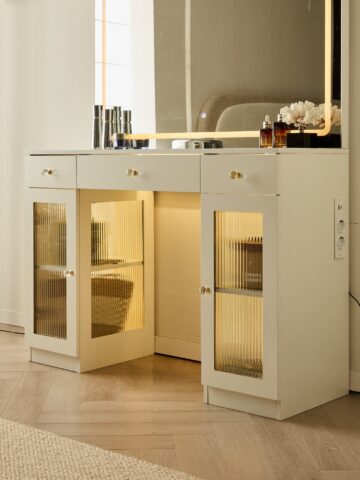 קומודה ומראה דגם אורן