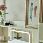 קומודה ומראה דגם ארי