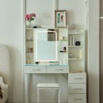 קומודה ומראה דגם ארי